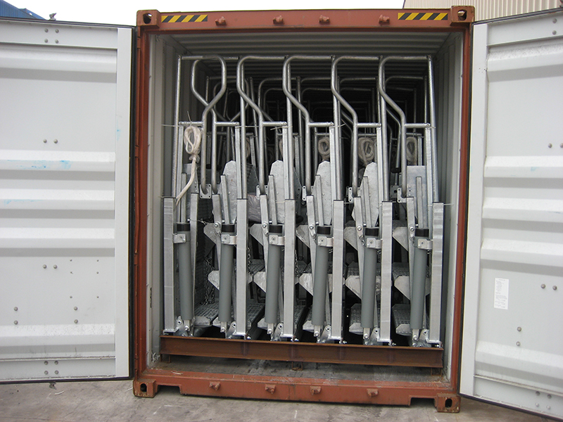 活动梯 出口集装箱.jpg